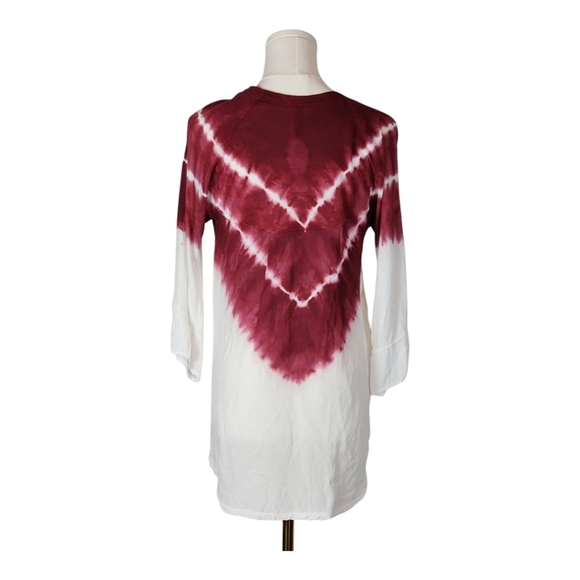 XCVI Tie-Dye Tunic Shirt Burgundy White Boho 3/4 Sleeve Rayon Viscose Top S - Picture 3 of 9